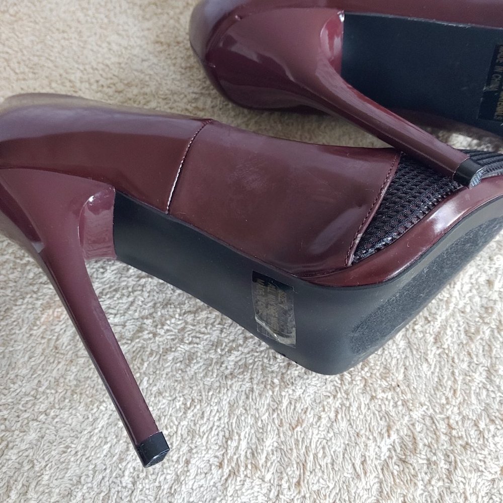Sexy Burgundy Stilettos w BLK Mesh Toebox - Picture 3 of 11